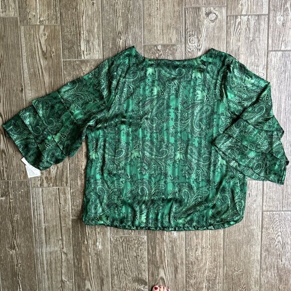 Sara‎ Michelle Bell Sleeve Green Blouse Popover Elastic Hem 2X Fairy Whimsigoth - Picture 8 of 9